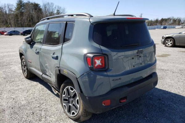 фото JEEP RENEGADE TRAILHAWK