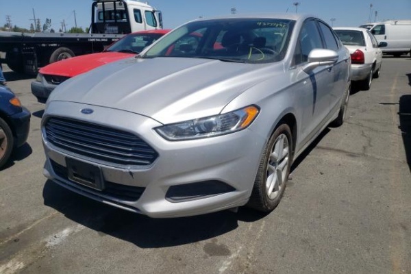 фото Ford Fusion SE