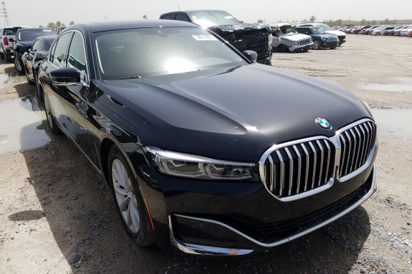 фото BMW 740 XI