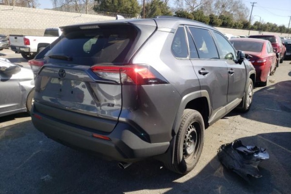 фото Toyota RAV4 LE