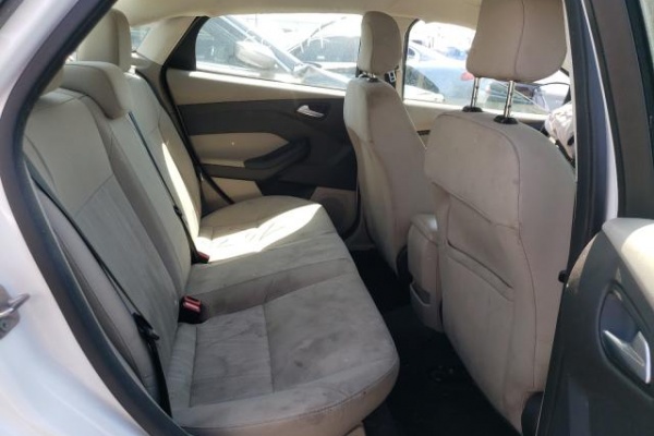 фото Ford Focus SE