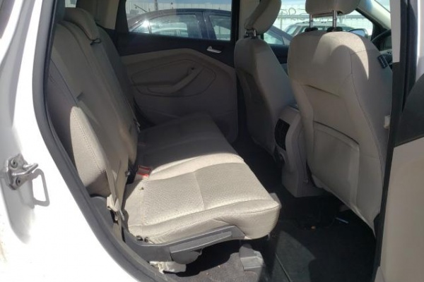 фото Ford Escape SE