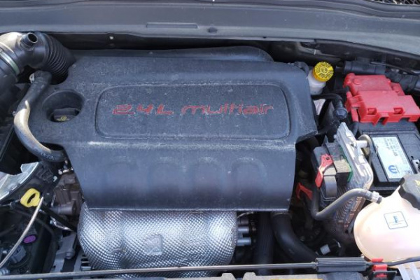 фото JEEP RENEGADE LATITUDE