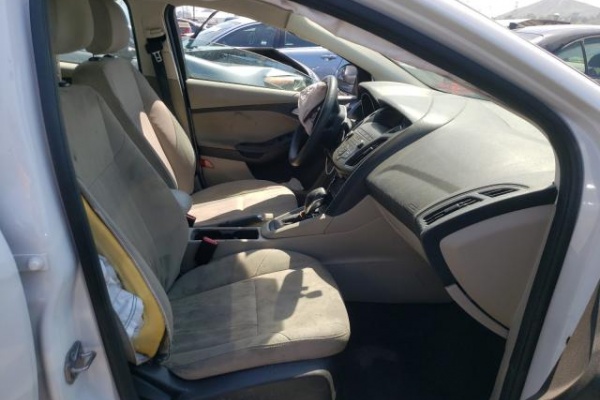 фото Ford Focus SE