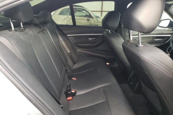 фото BMW 328 I SULEV