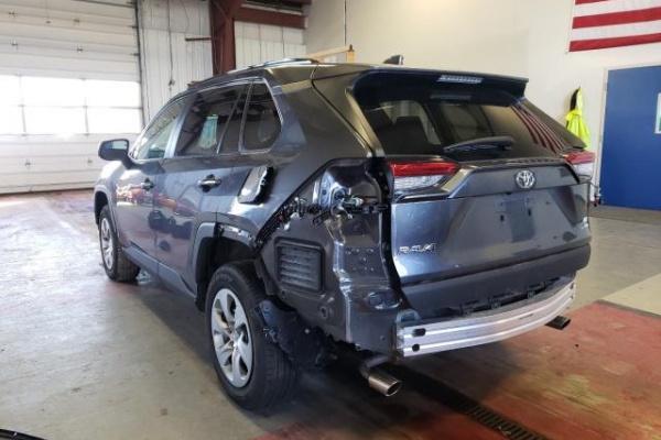 фото Toyota RAV4 LE