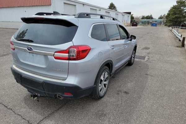 фото Subaru Ascent Premium