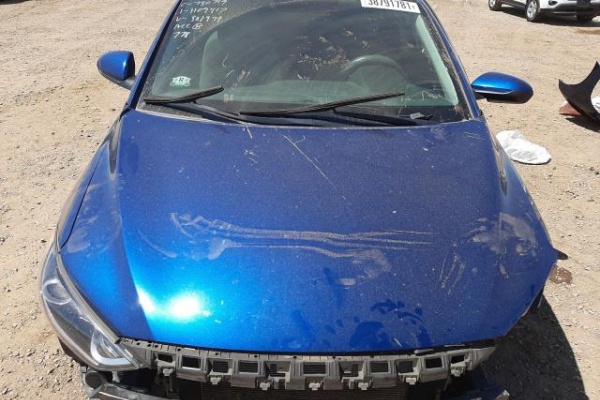 фото Hyundai Elantra SEL