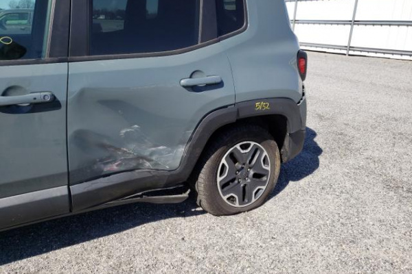 фото JEEP RENEGADE TRAILHAWK