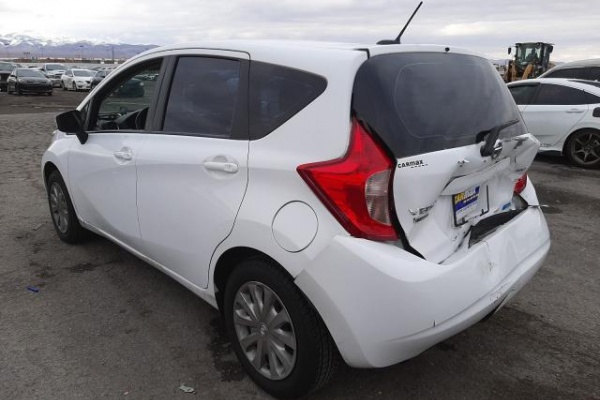 фото Nissan Versa Note