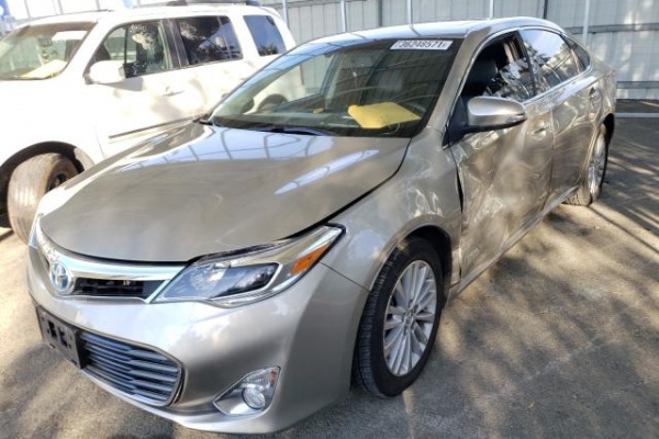 фото Toyota AVALON HYBRID