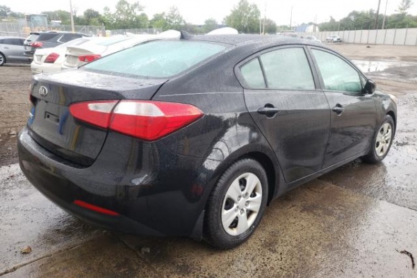 фото Kia FORTE LX