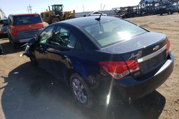 фото Chevrolet Cruze LS