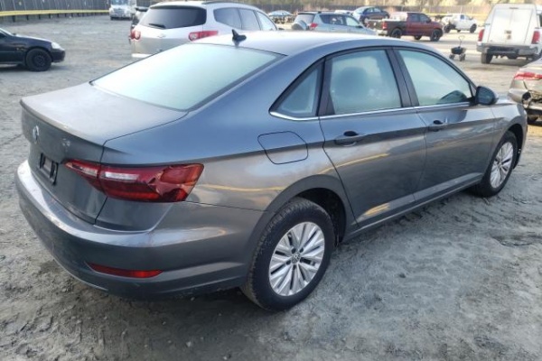 фото Volkswagen Jetta S