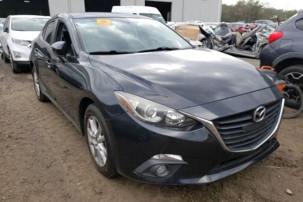 фото Mazda 3 GRAND TOURING