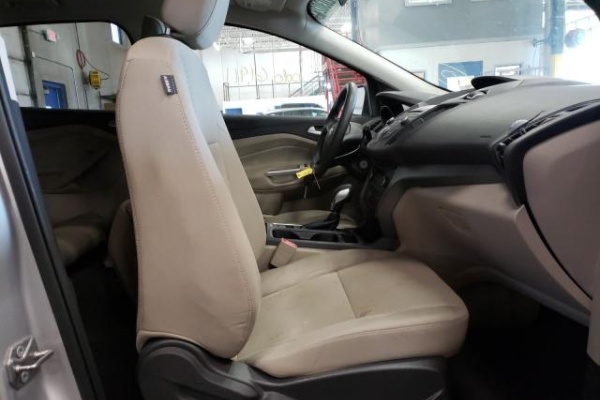 фото Ford Escape SE