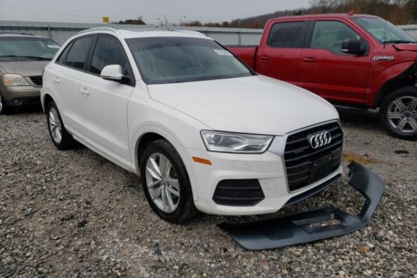 фото Audi Q3 PREMIUM