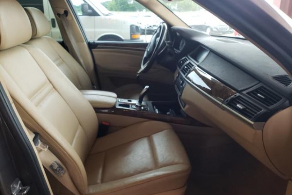 фото BMW X5 XDRIVE35I