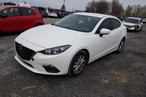 фото Mazda 3 TOURING