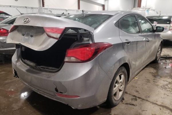 фото Hyundai Elantra SE