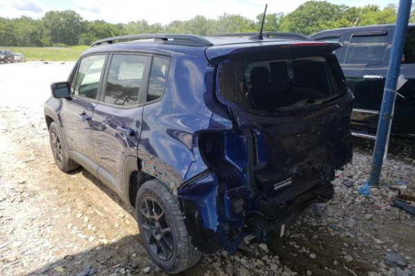 фото JEEP RENEGADE LATITUDE
