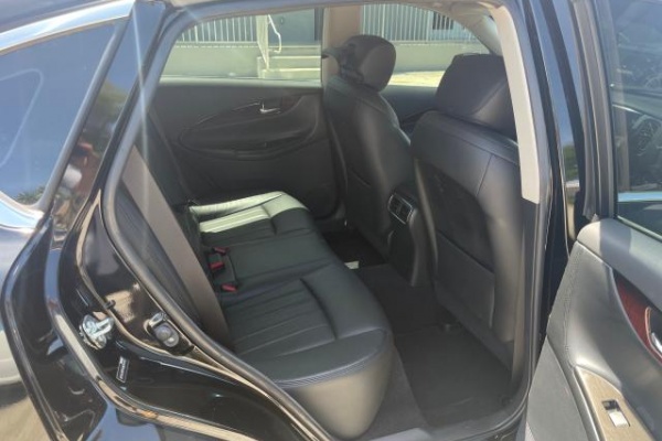 фото Infiniti QX50
