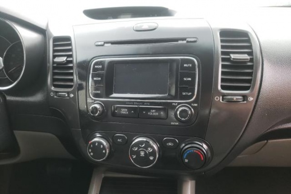 фото Kia FORTE LX