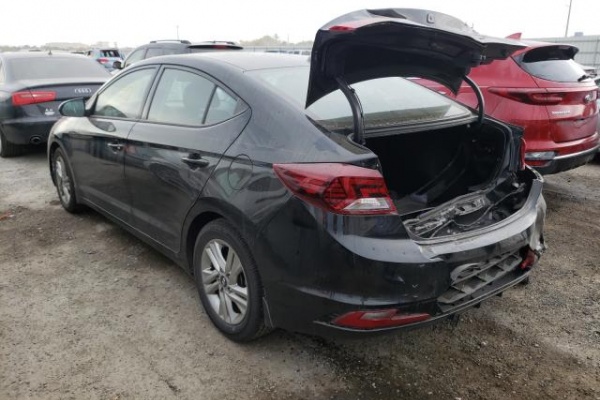 фото Hyundai Elantra SEL