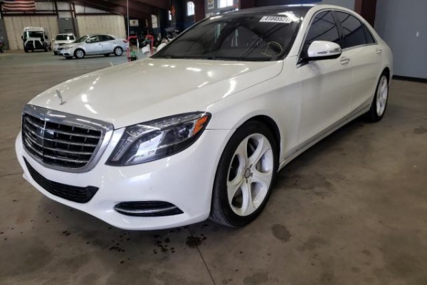 фото Mercedes-Benz S 560 4MATIC