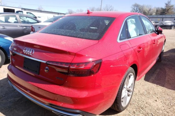 фото Audi A4 Premium Plus