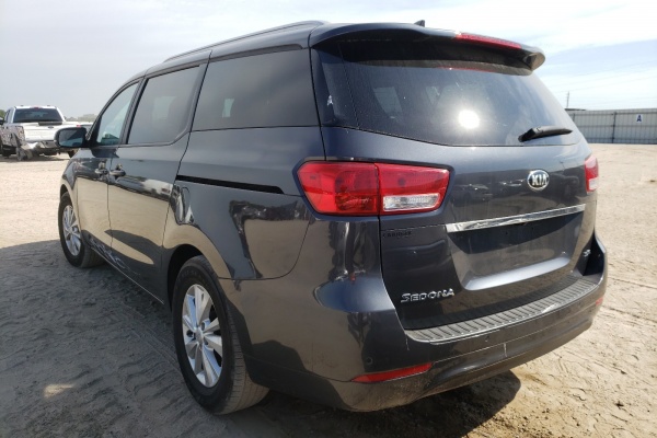 фото Kia Sedona LX