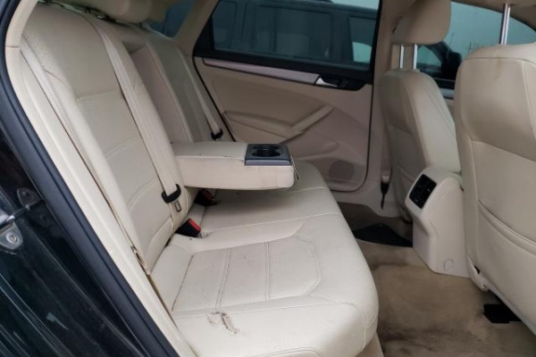 фото Volkswagen Passat SE