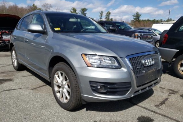 фото Audi Q5 PREMIUM