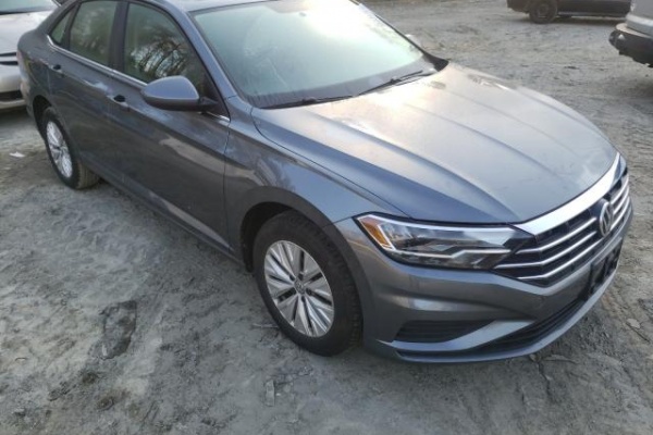 фото Volkswagen Jetta S