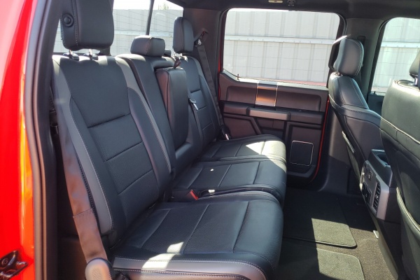 фото Ford F150 Raptor