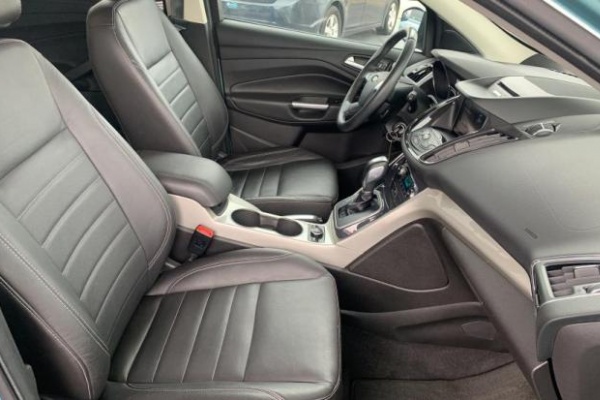 фото Ford Escape SEL