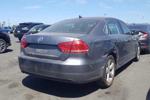 фото Volkswagen Passat Se