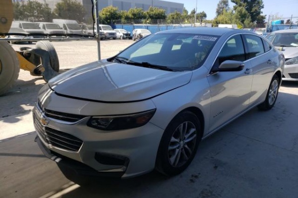 фото Chevrolet Malibu LT
