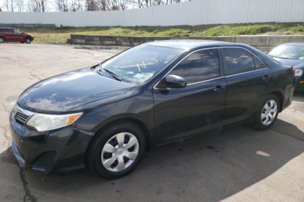 фото Toyota Camry L