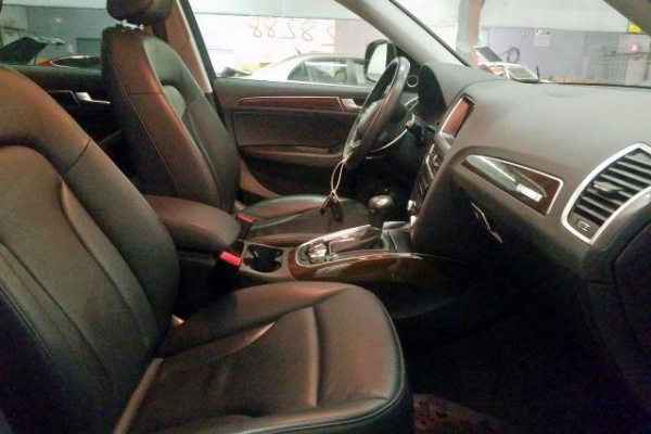 фото AUDI Q5 PREMIUM PLUS