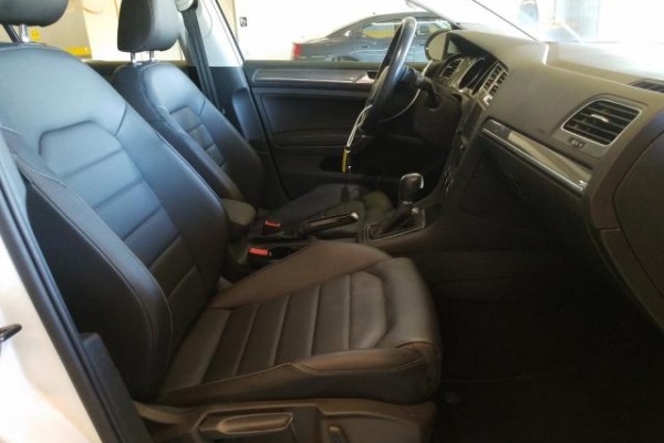 фото Volkswagen golf ALLTRACK S