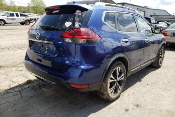 фото Nissan ROGUE S