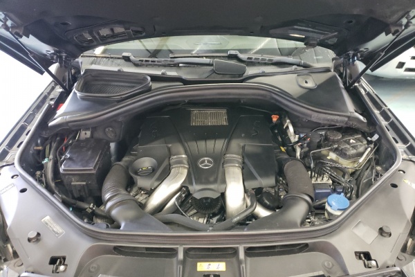 фото Mersedes-Benz GL 450 4MATIC