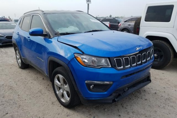 фото Jeep Compass LATITUDE