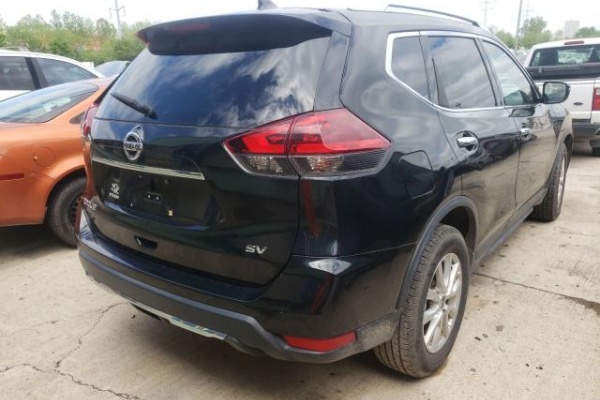 фото Nissan ROGUE S