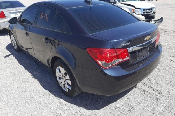 фото Chevrolet Cruze LS