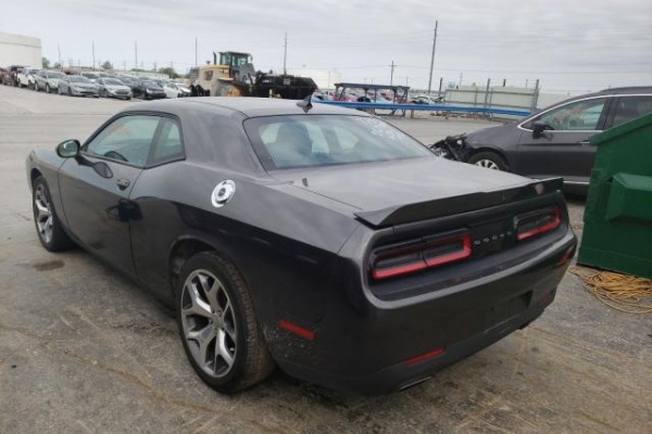 фото Dodge Challenger SXT