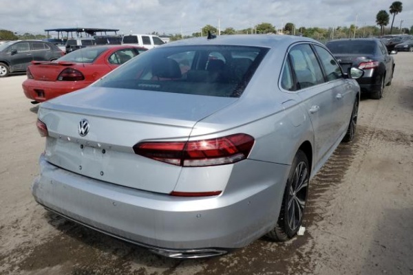 фото Volkswagen Passat SEL