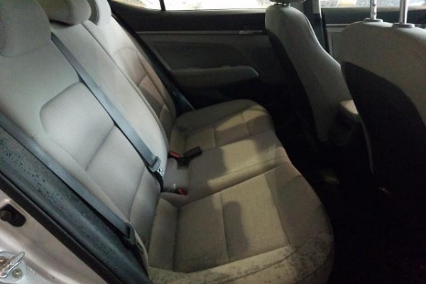 фото Hyundai Elantra SEL