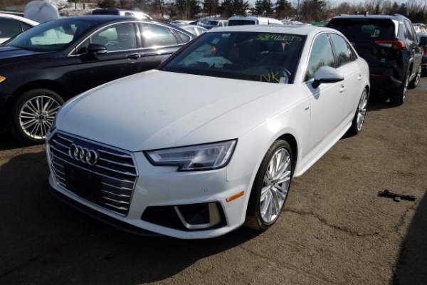 фото Audi A4 Premium Plus